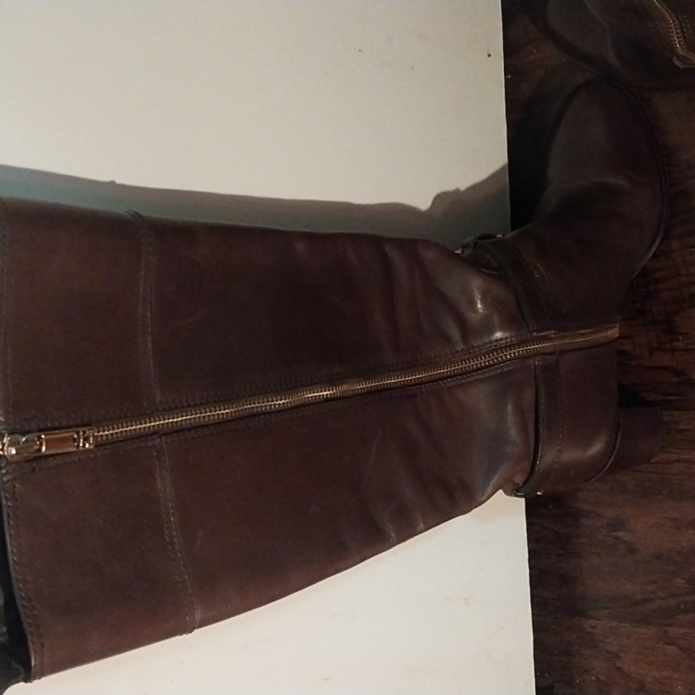 Tory Burch Boots - Picture 5 of 12